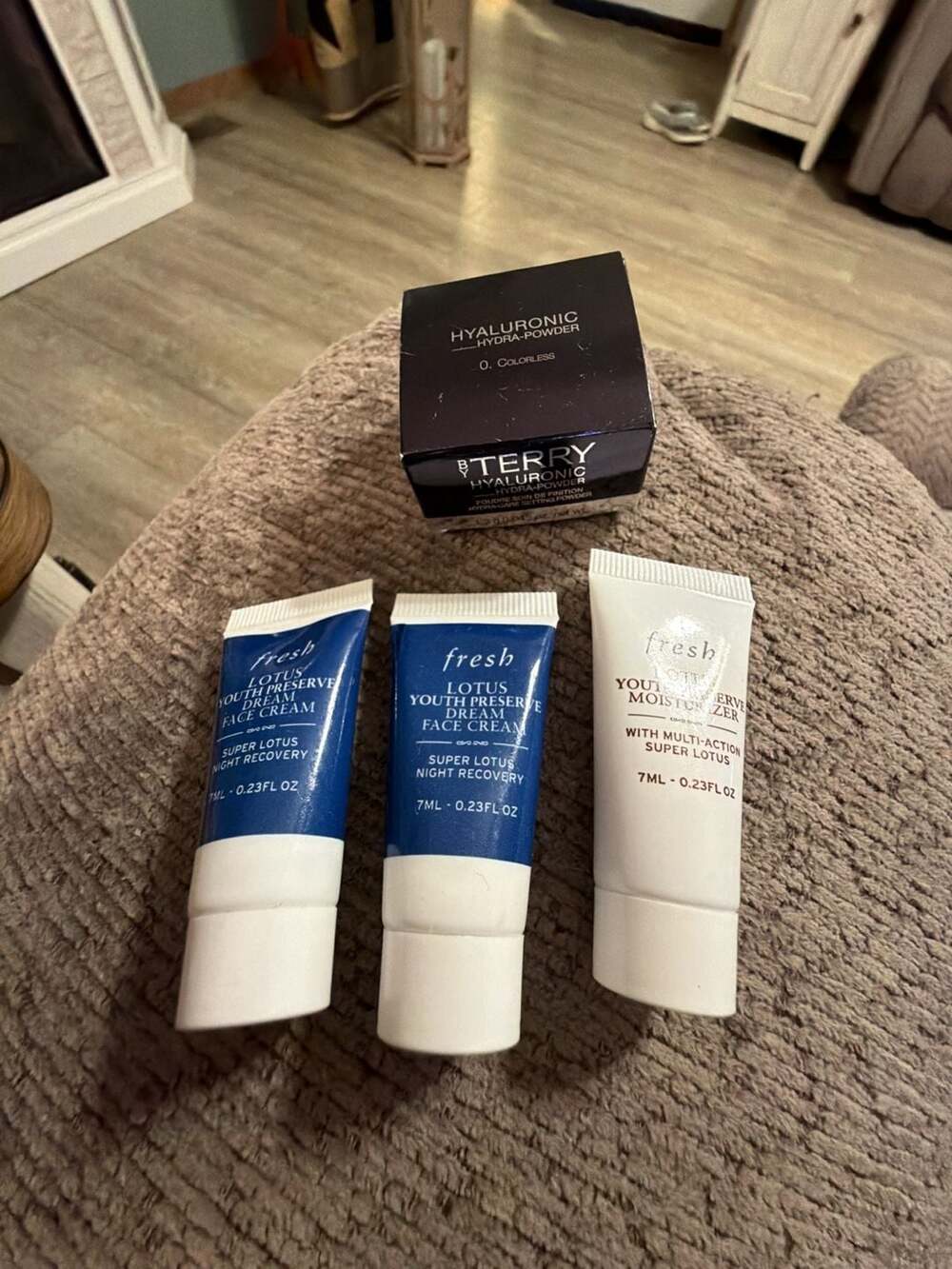 By Terry Hyaluronic Hydra-Powder and Fresh Lotus Skincare Sample Bundle
